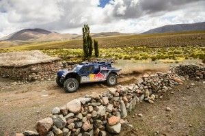 2014_Engine_01_Dakar_Sainz