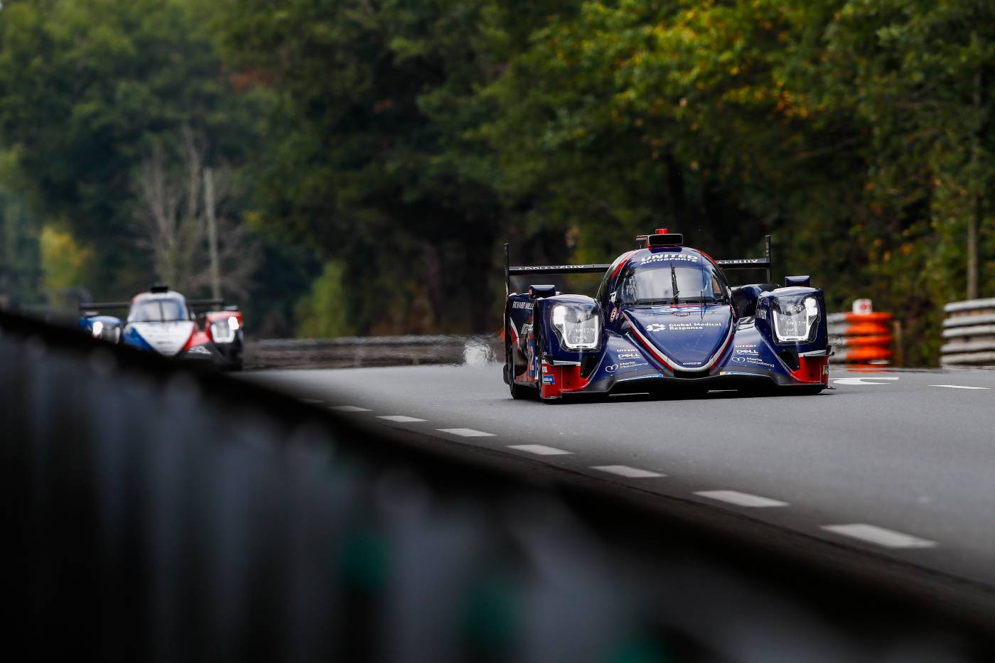24H Le Mans H+8 | G-Drive Racing and United Autosports wheel to wheel