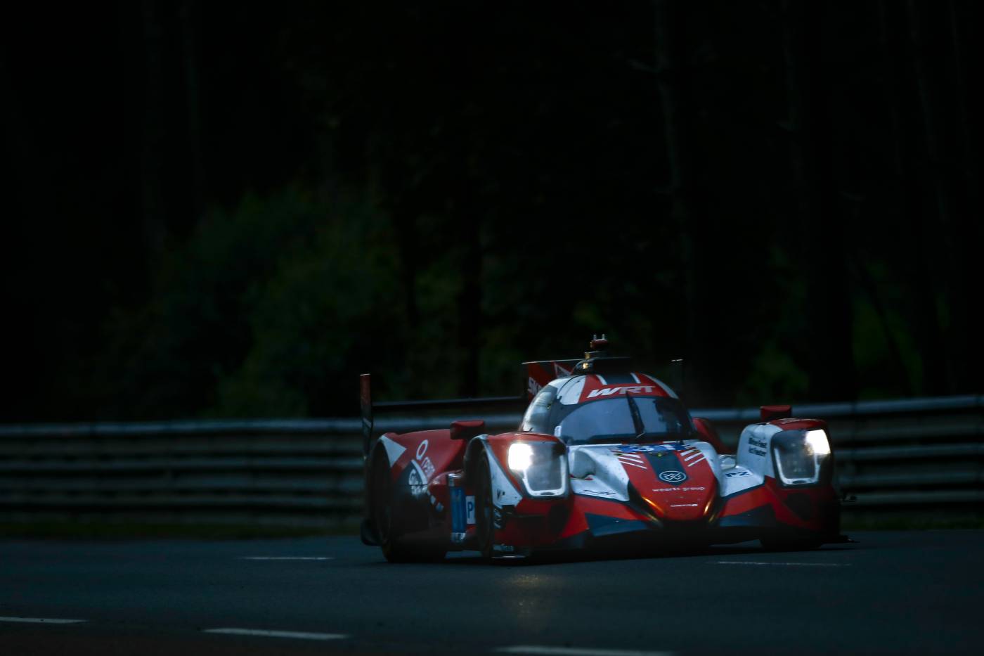 24H of Le Mans H+8 | A face-off between Team WRT’s two ORECA 07s