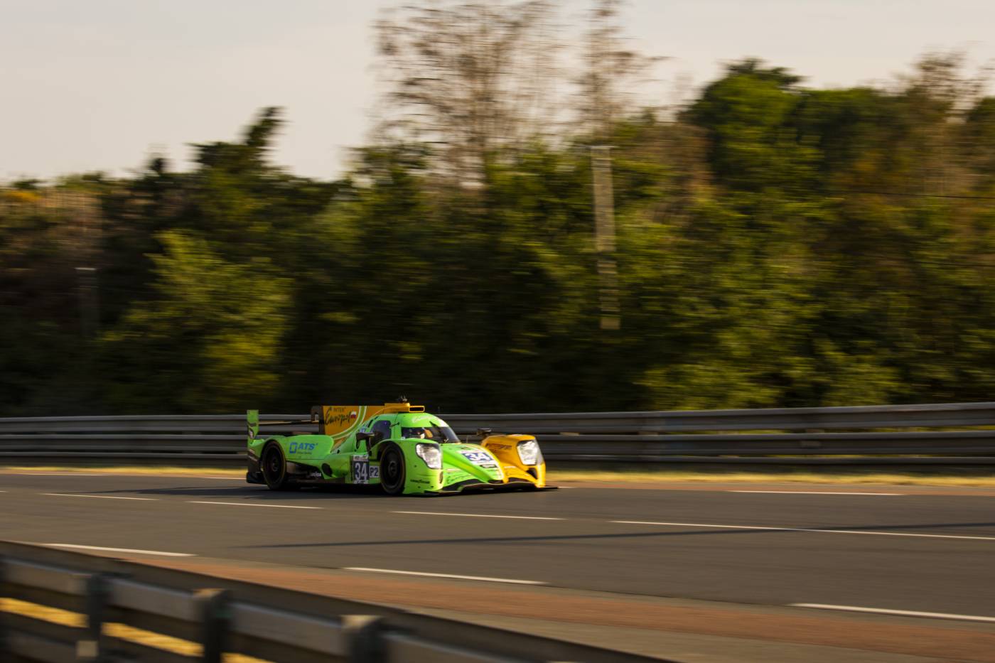 24H du Mans : Inter Europol Competition leader à un tiers d’une course chaotique